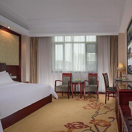 Vienna Hotel Zhongkai Road Branch Huizhou  Eksteriør bilde